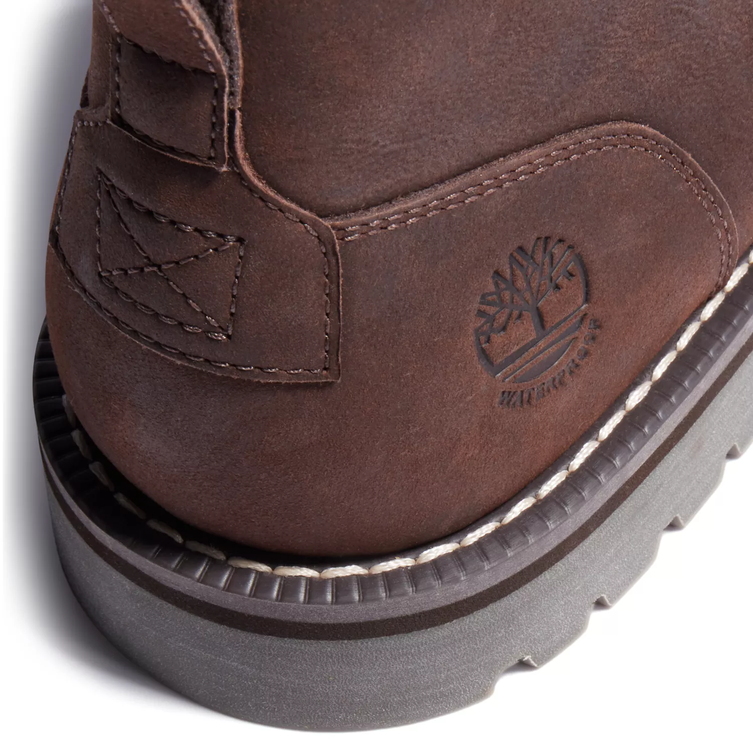 Men's Redwood Falls Waterproof Chukka Boots