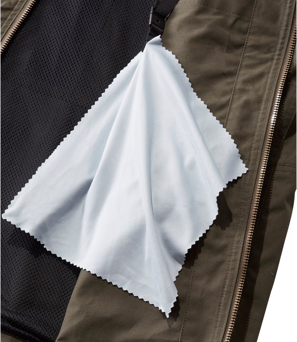 L.L.Bean Men's Traveler's TEKCotton Vest