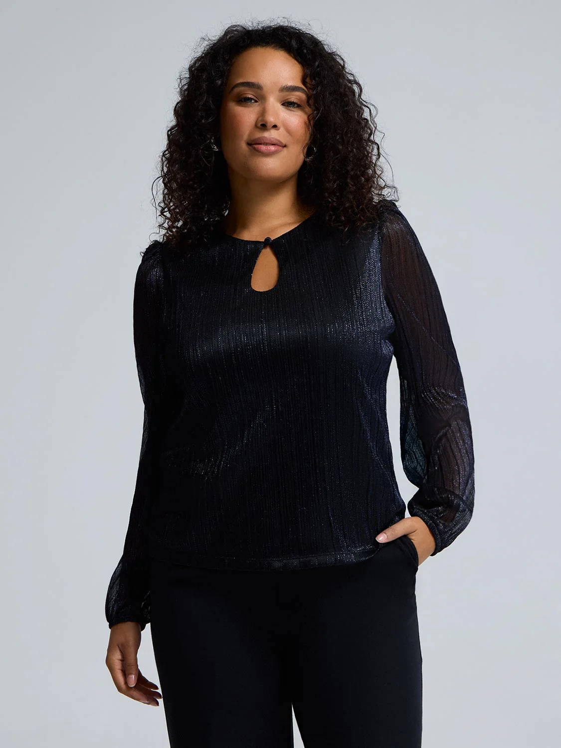 Front Keyhole Plisse Mesh Top