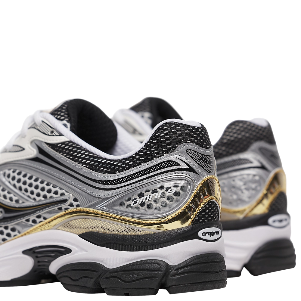 Saucony Progrid Omni 9