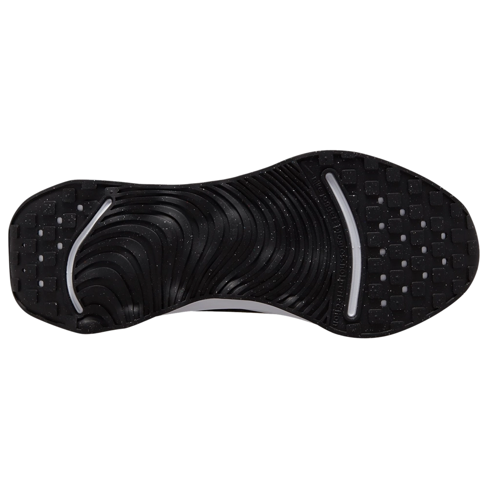 Nike Escape Momentum