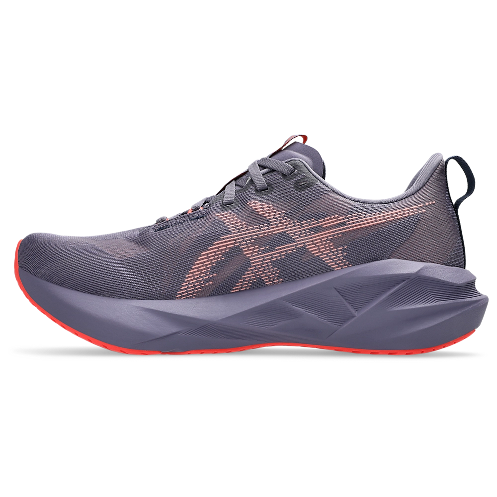 ASICS® Novablast 5