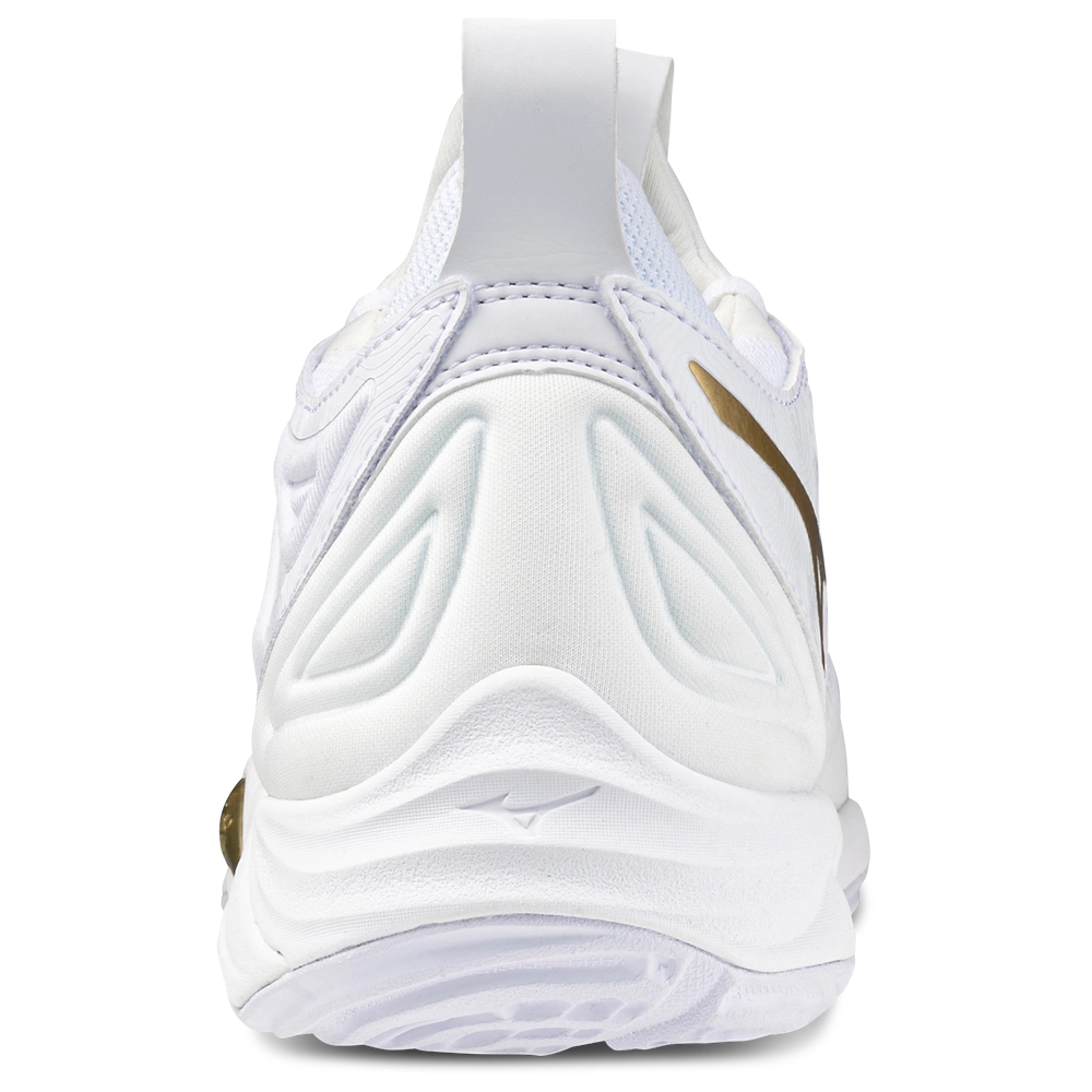 Mizuno Wave Momentum 3