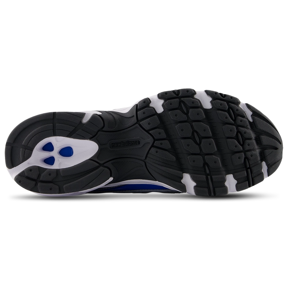 New Balance 740