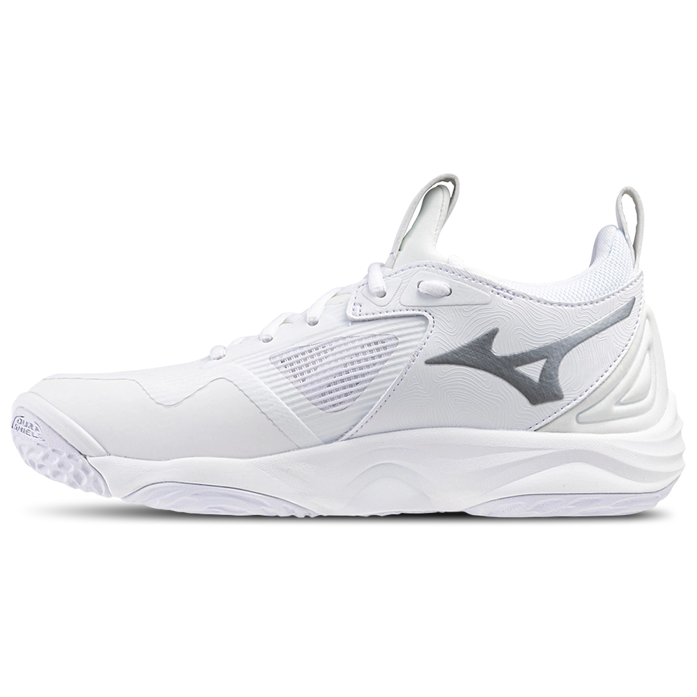 Mizuno Wave Momentum 3