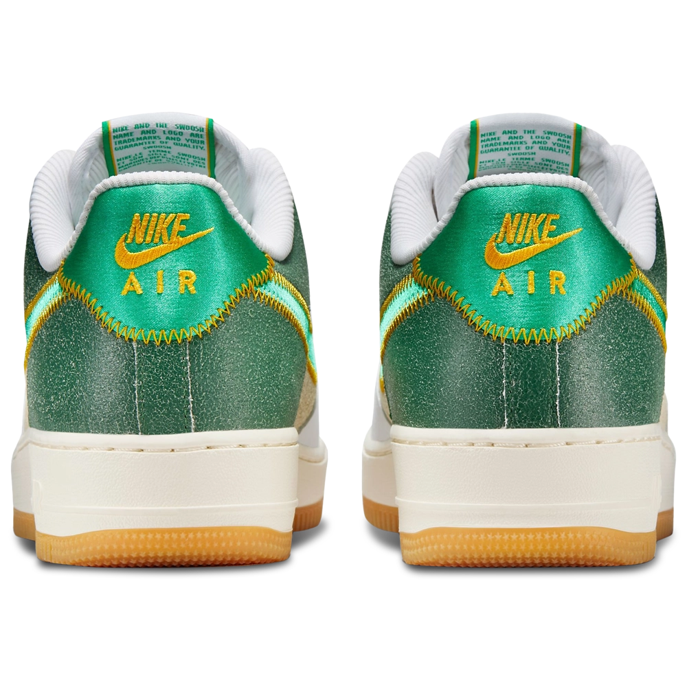 Nike Air Force 1 07 LV8
