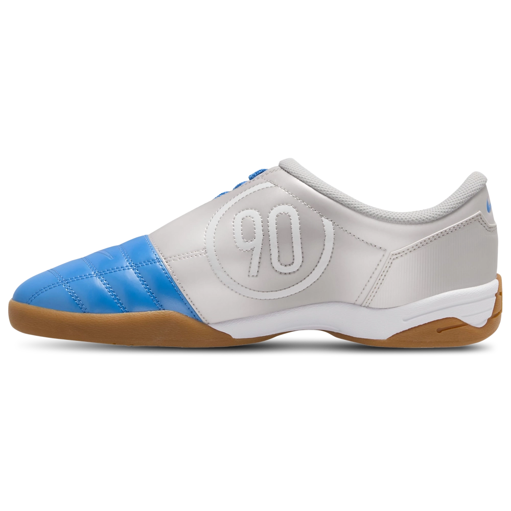 Nike Total 90