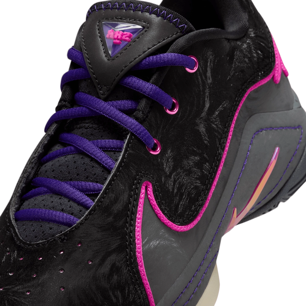 Nike LeBron XXII