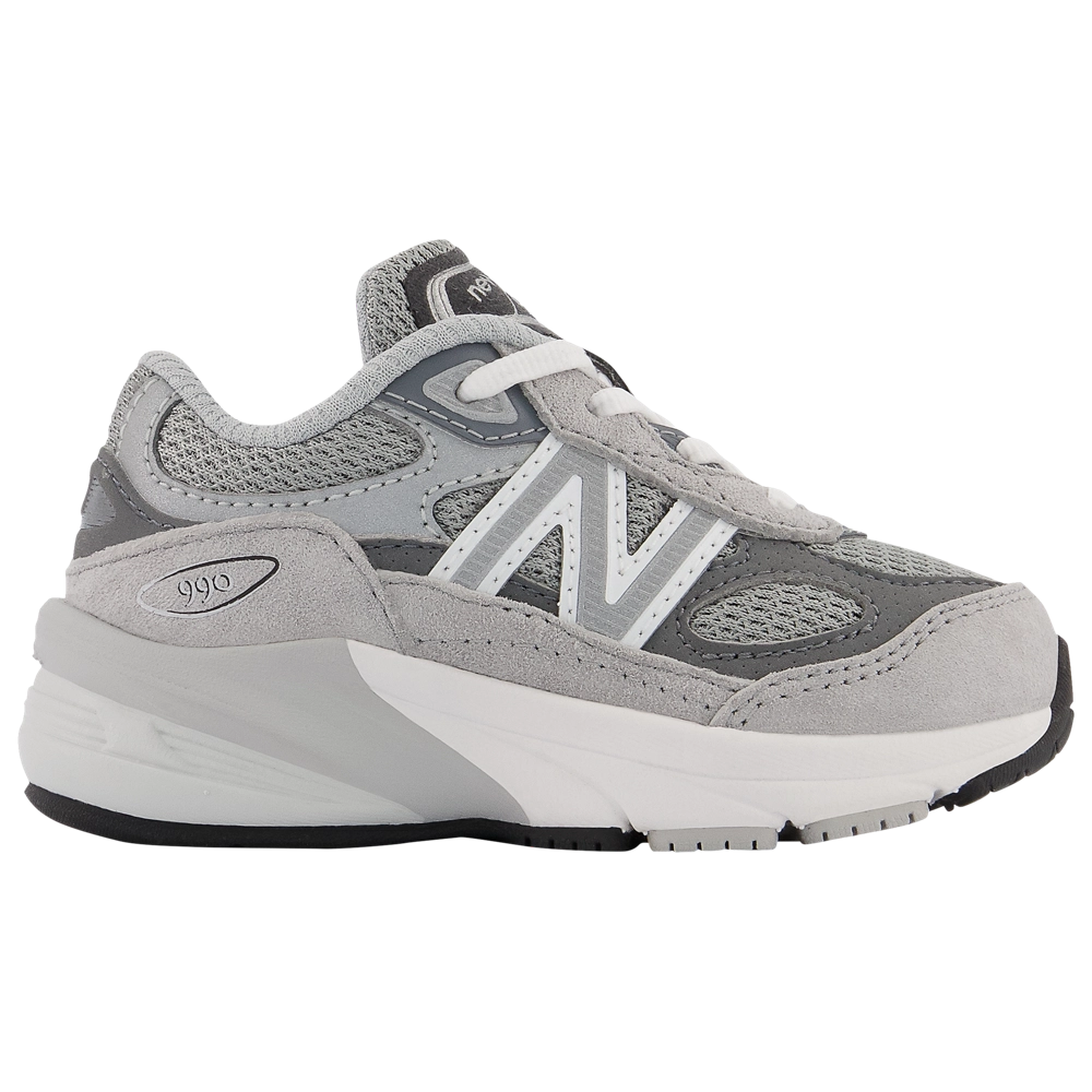 New Balance 990 V6