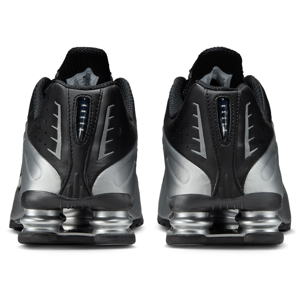 Nike Shox R4