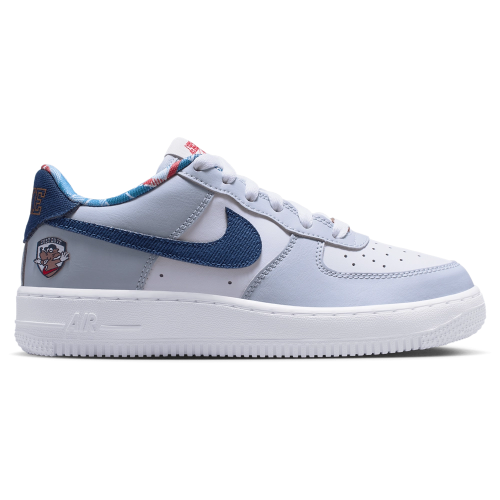 Nike Air Force 1 LV8