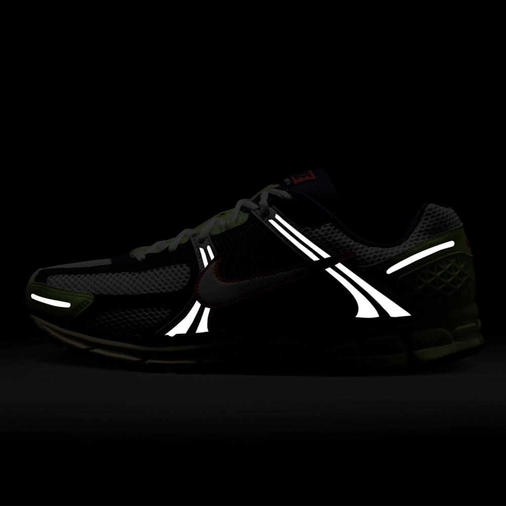 Nike Vomero 5