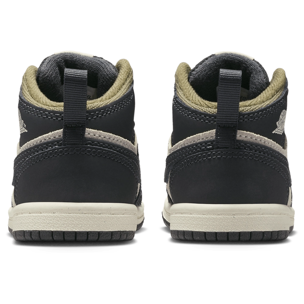 Jordan 1 Mid SE