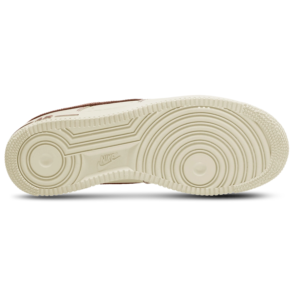 Nike Air Force 1 '07 LV8
