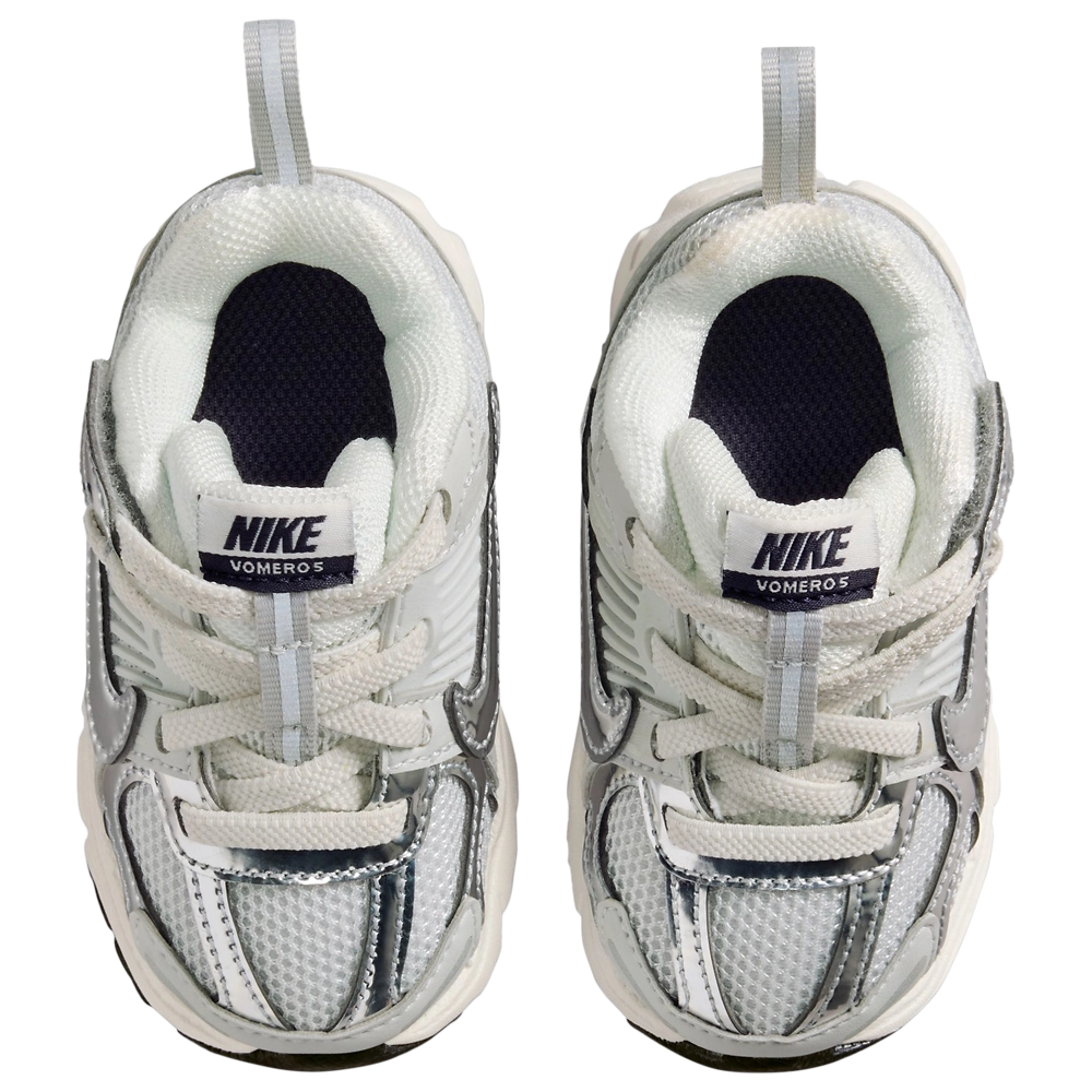 Nike Vomero 5