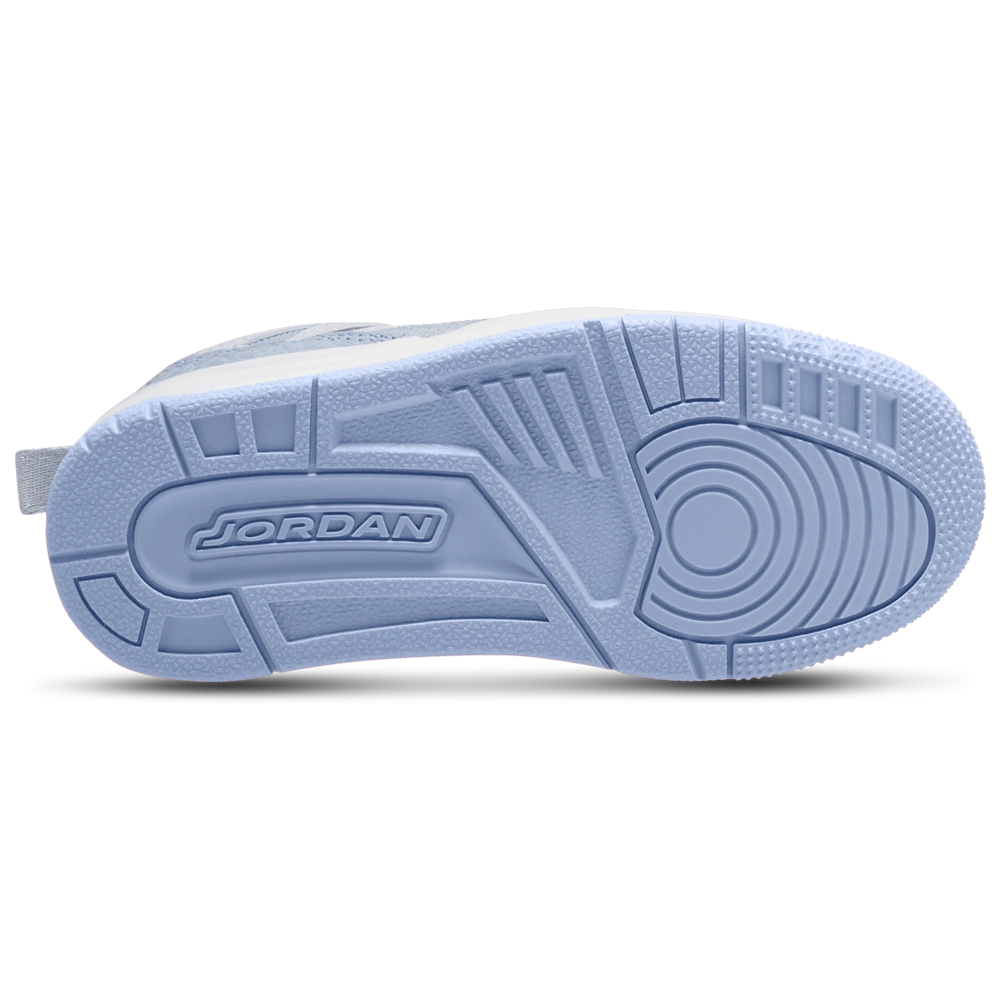 Jordan Spizike Low Fem