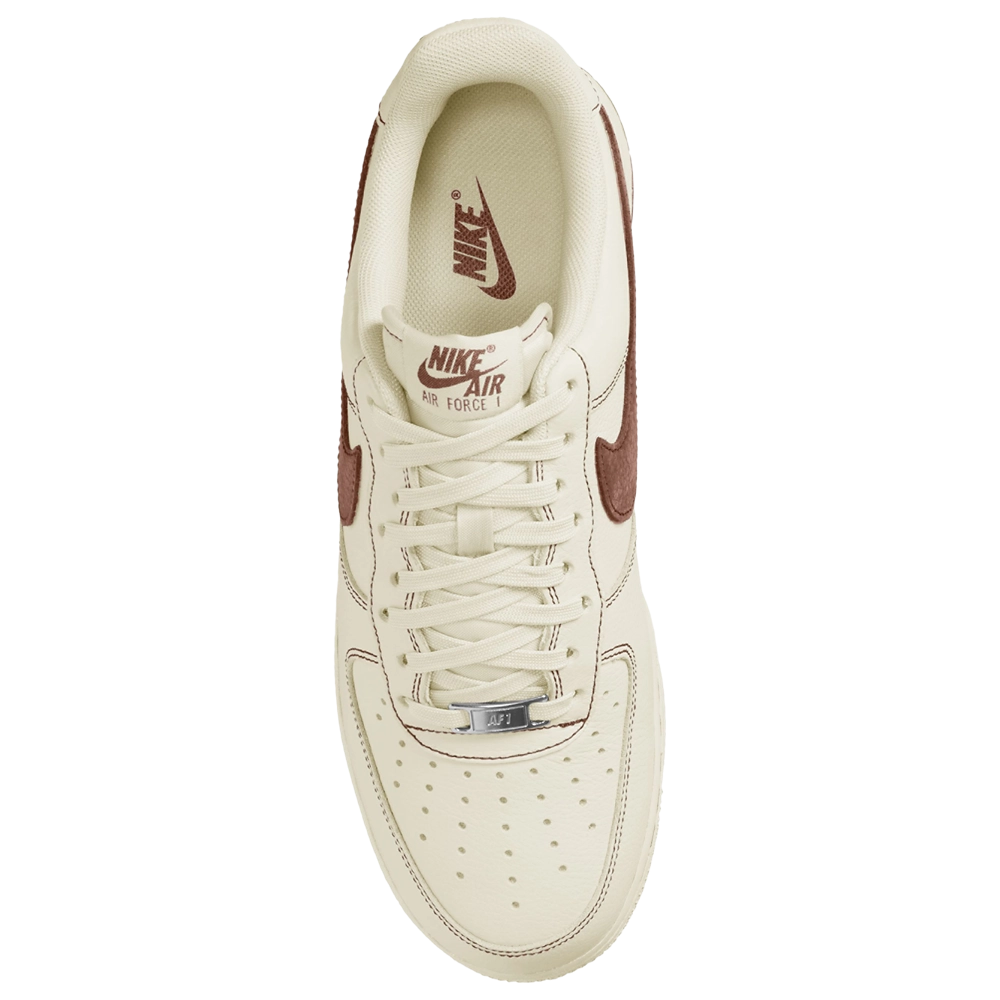 Nike Air Force 1 '07 LV8