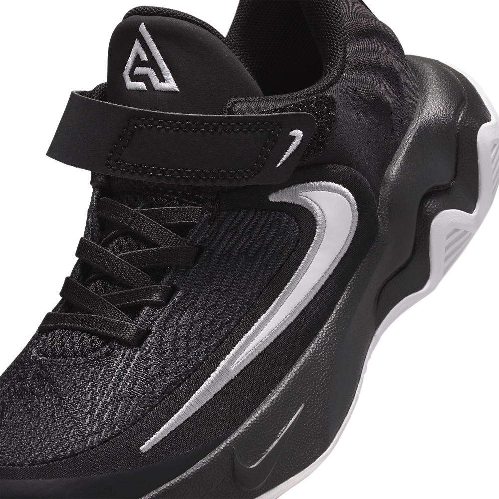 Nike Giannis Immortality 4