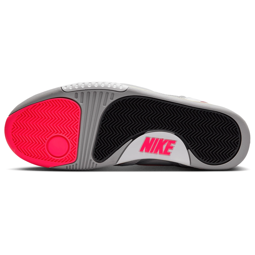 Nike Air Tech Challenge II