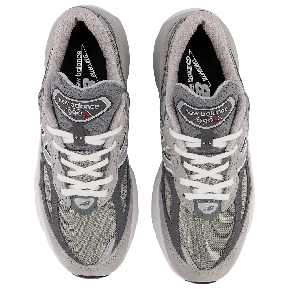 New Balance 990 V6