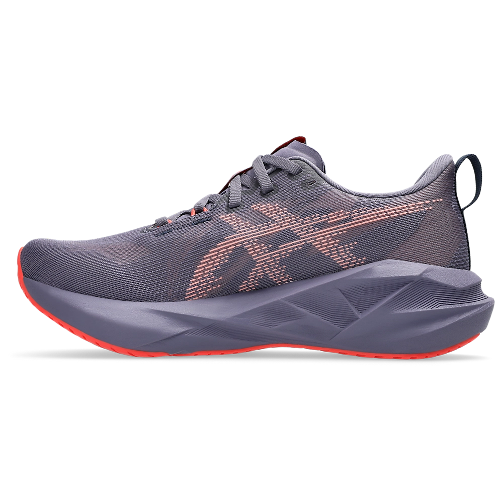 ASICS® Novablast 5