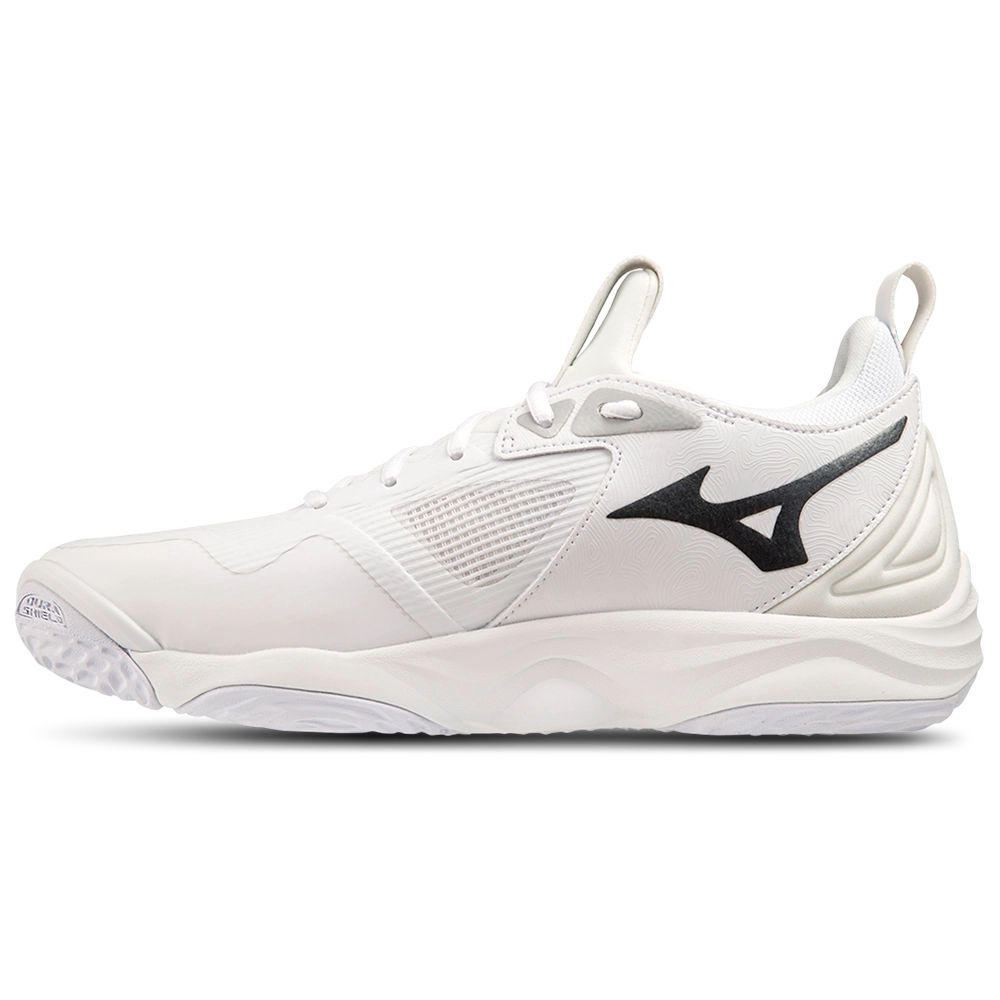 Mizuno Wave Momentum 3
