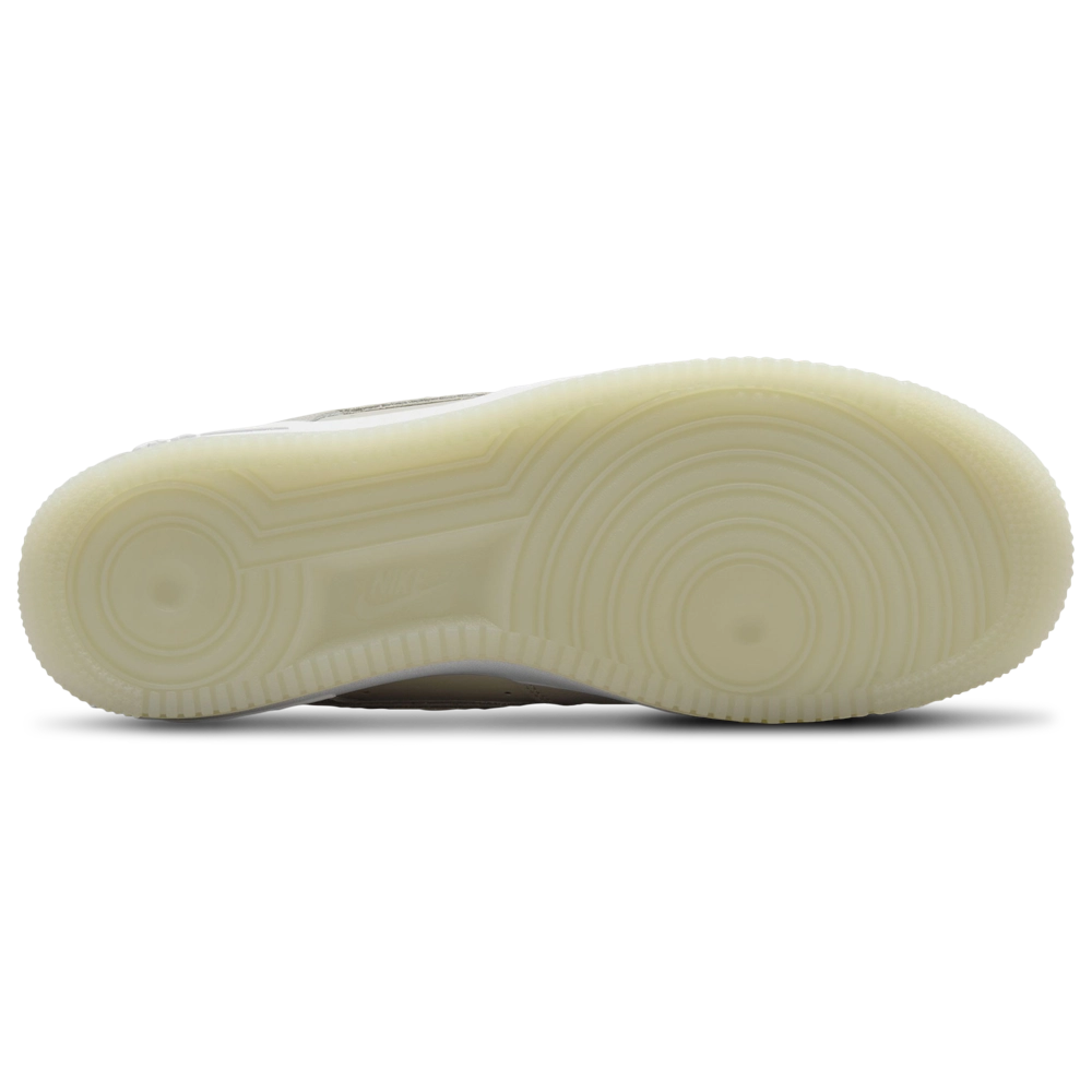 Nike Air Force 1 Low '07 LV8