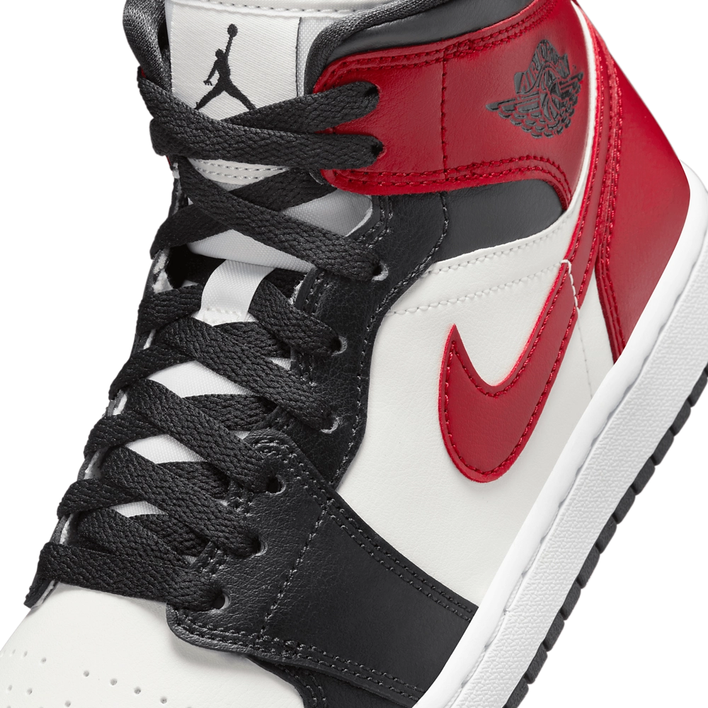 Jordan AJ 1 Mid