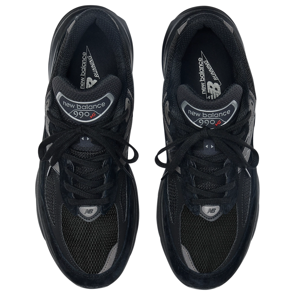 New Balance 990 V6