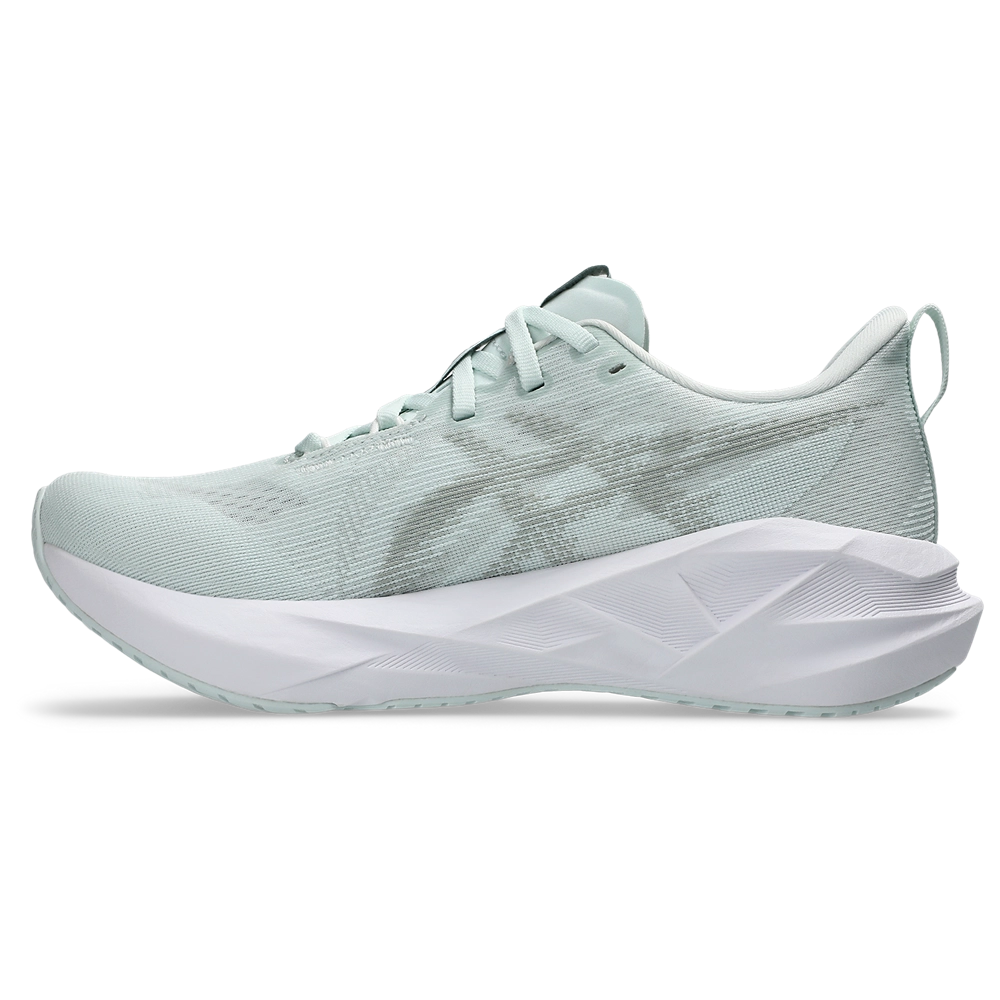ASICS® Novablast 5