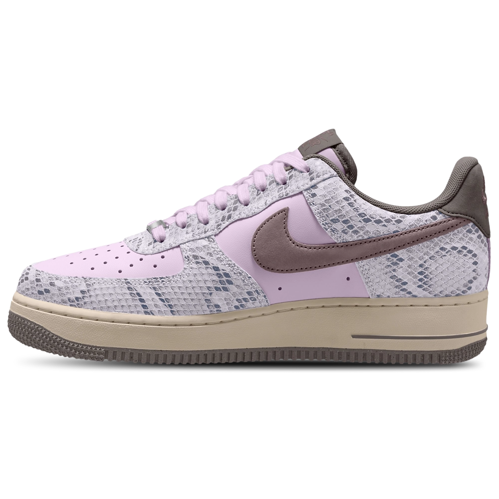 Nike Air Force 1 '07 LV8 EMB
