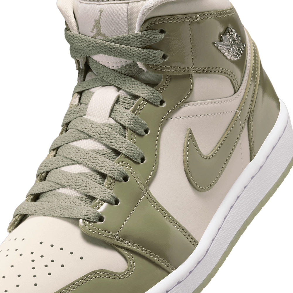 Jordan AJ 1 Mid