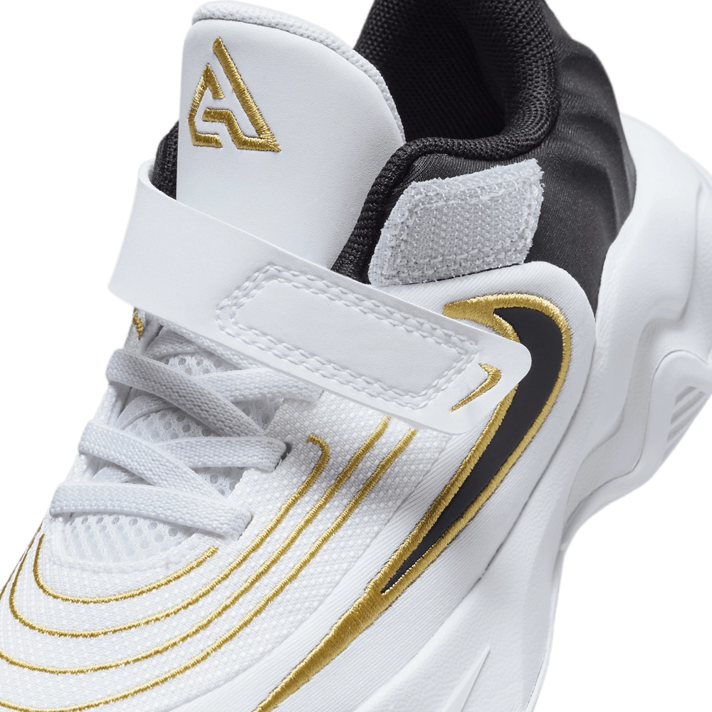 Nike Giannis Immortality 4