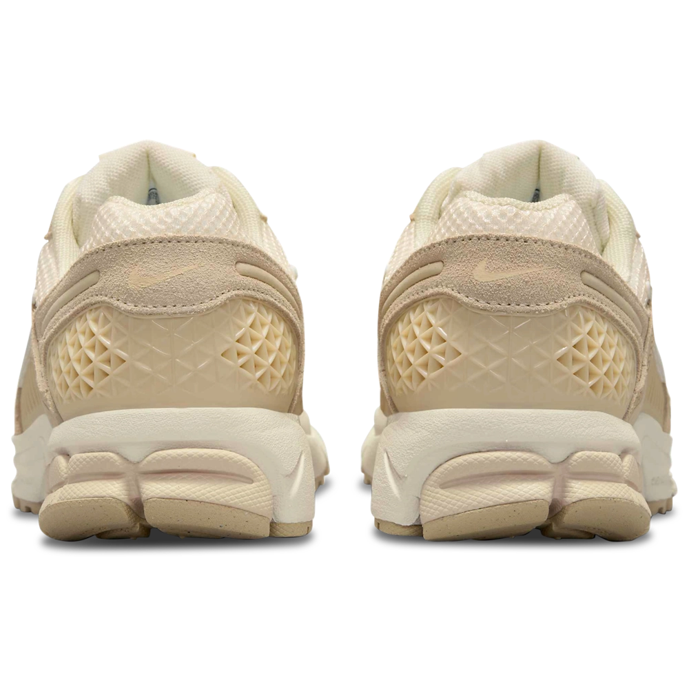 Nike Zoom Vomero 5 Suede