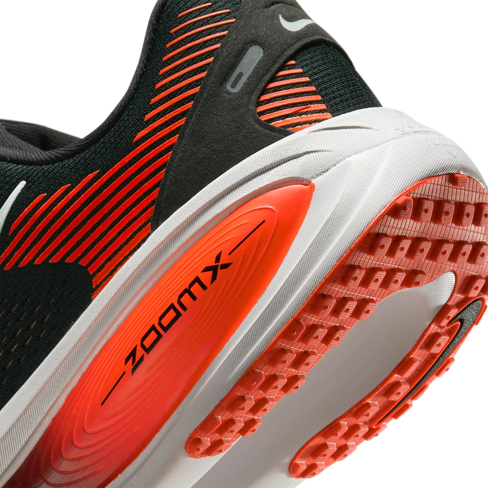 Nike Vomero 18 Wide