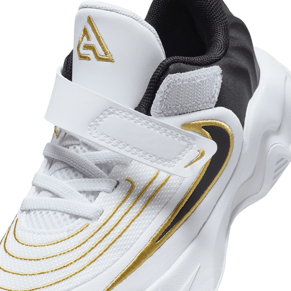 Nike Giannis Immortality 4