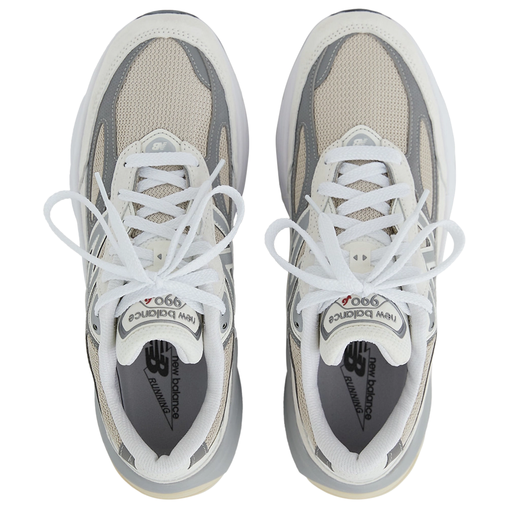 New Balance 990 V6