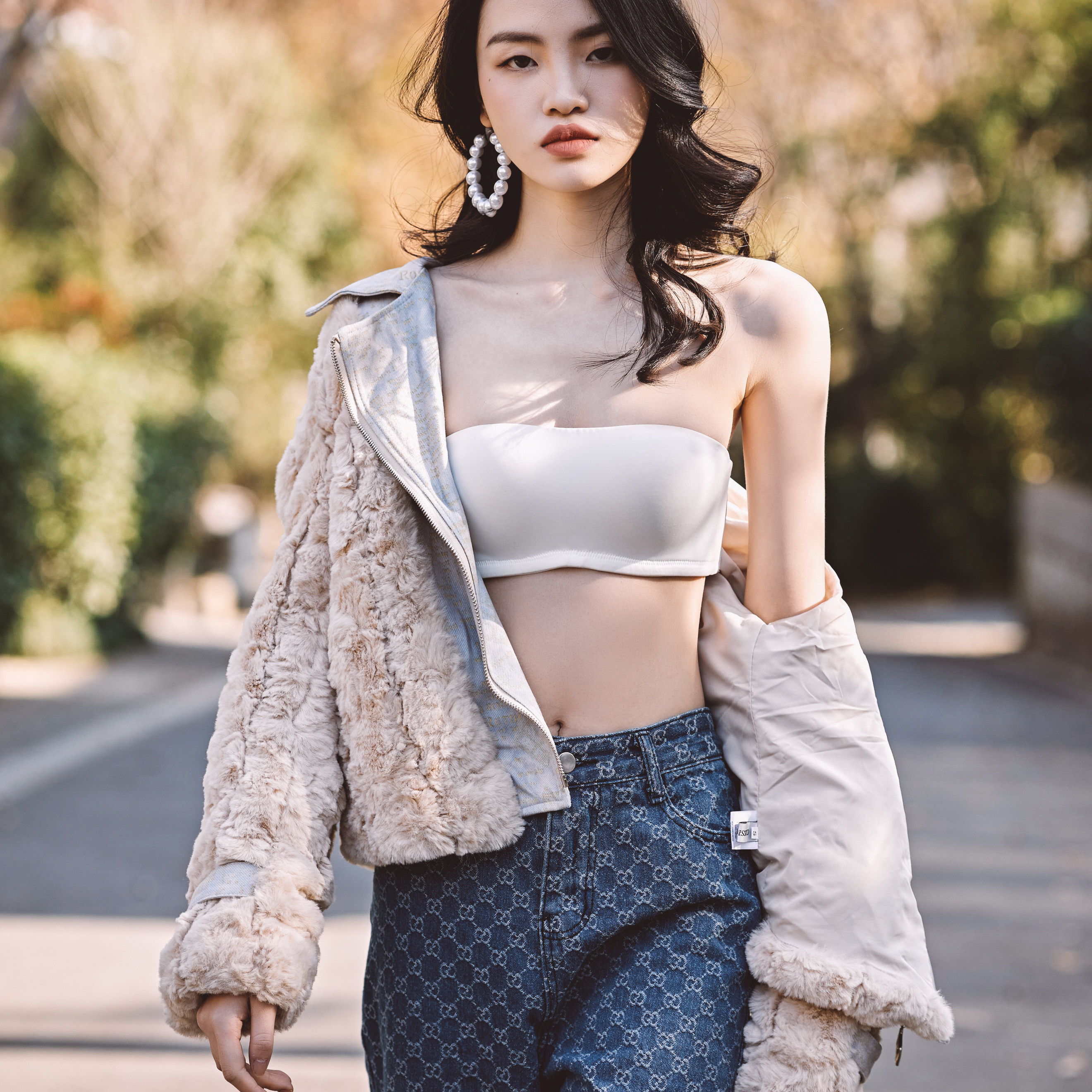 Lovsxxy 올여름 오프숄더 옆후크 브라 088