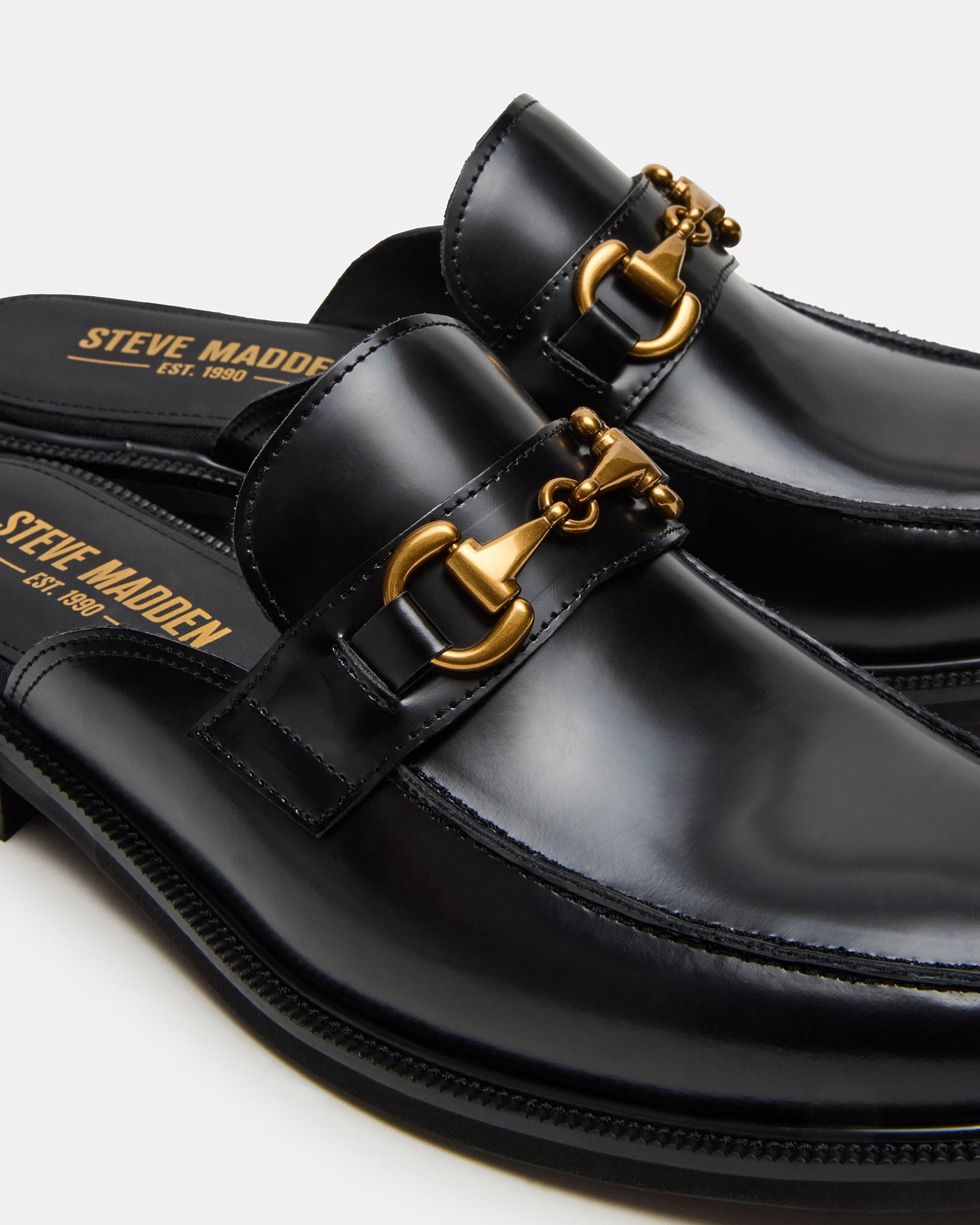 Wassti Black Leather