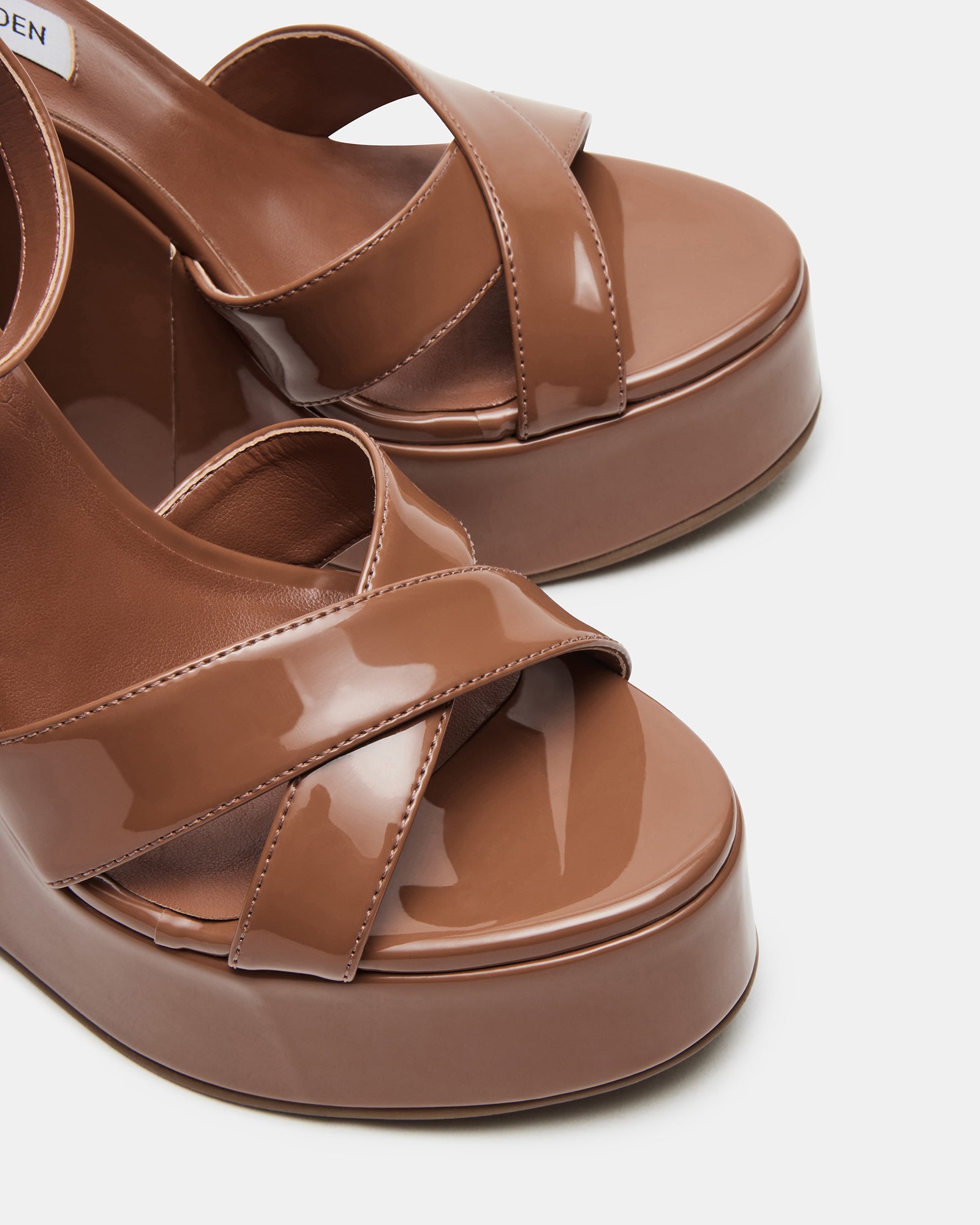 Pinnacle Camel Patent