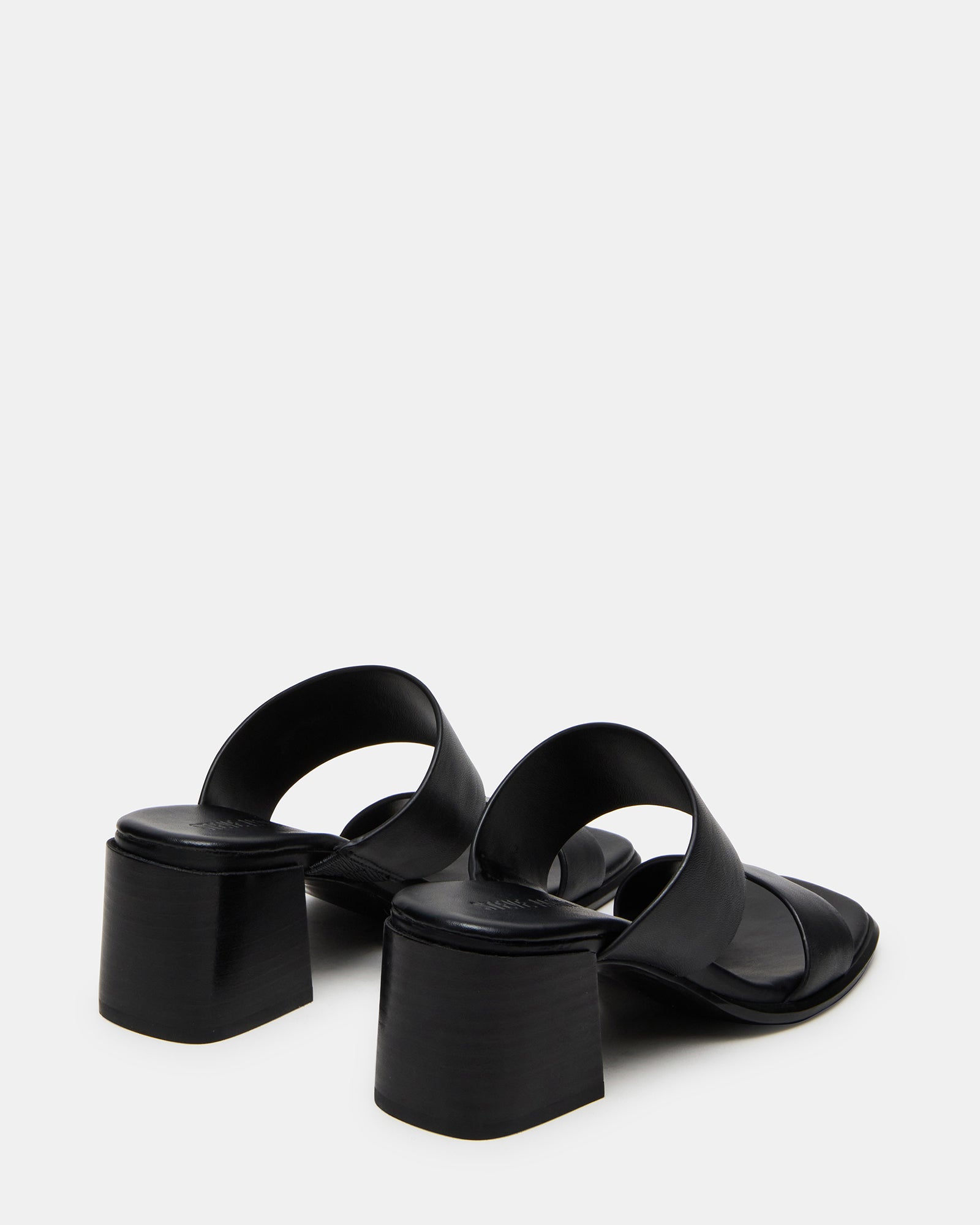 Sycamore Black Leather