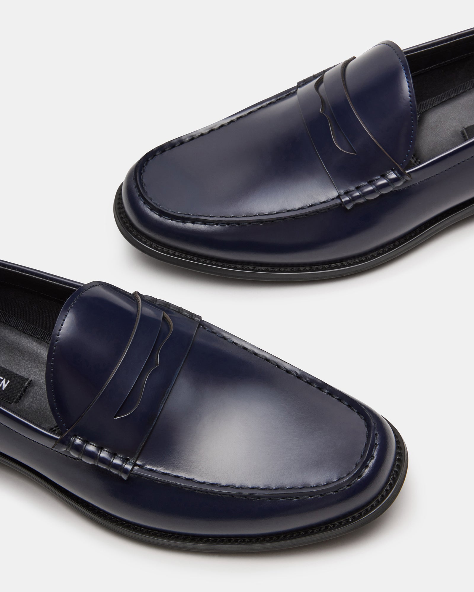 Topia Navy Box Leather