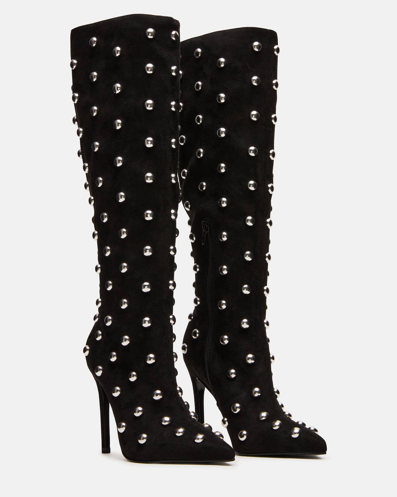 Nitro Black Studs