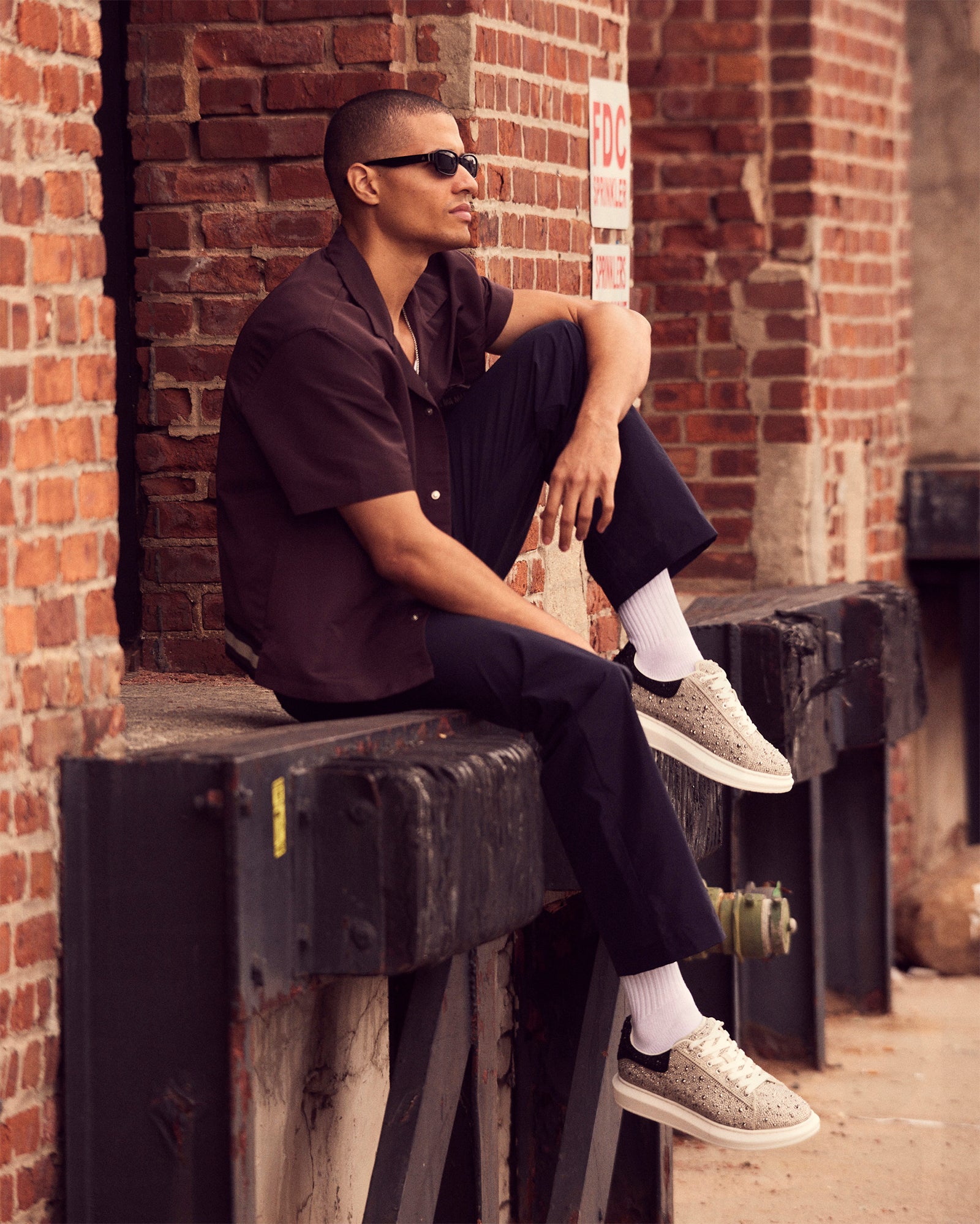 Men's Icebox Sneaker And Socks Bundle