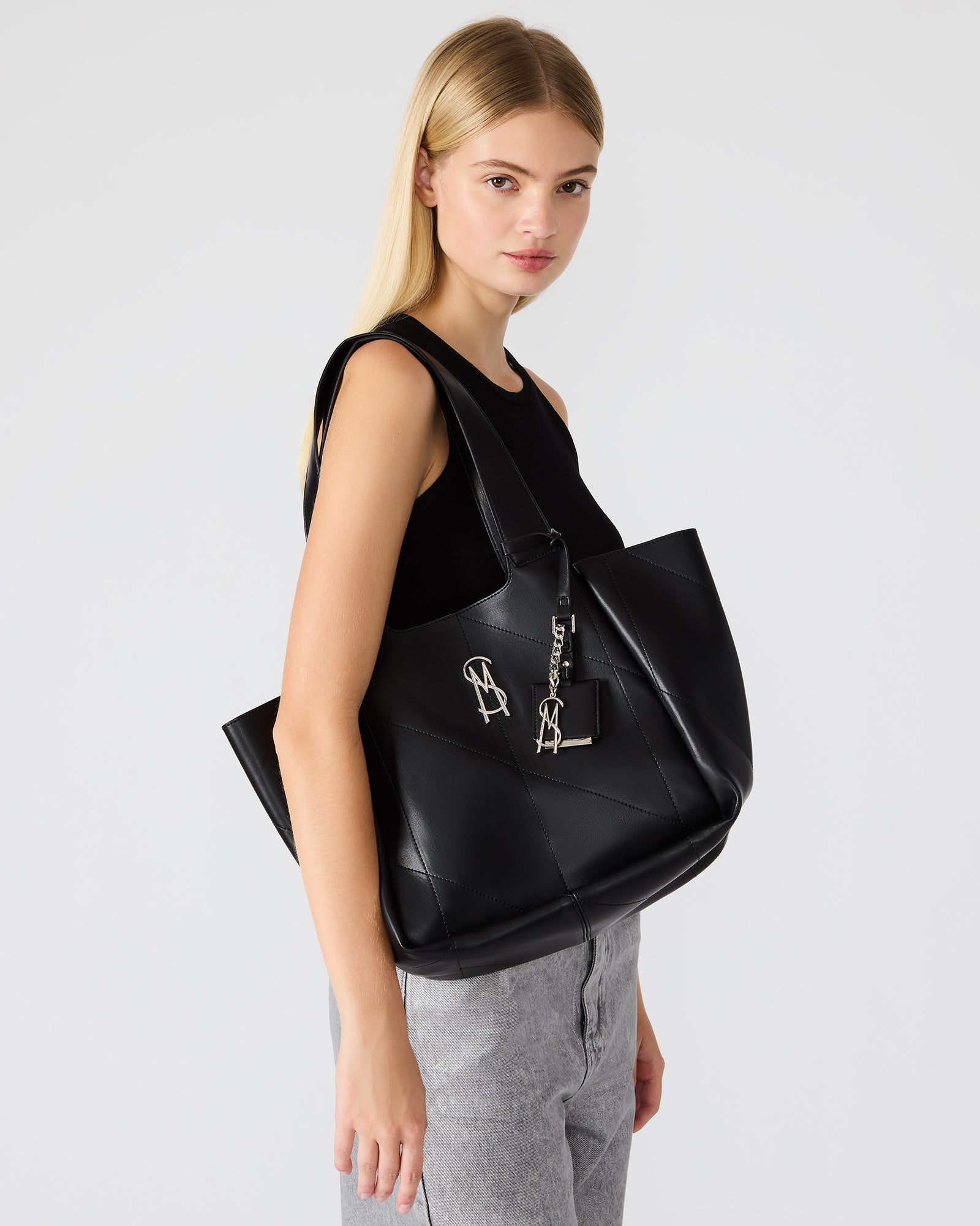Clancy Bag Black