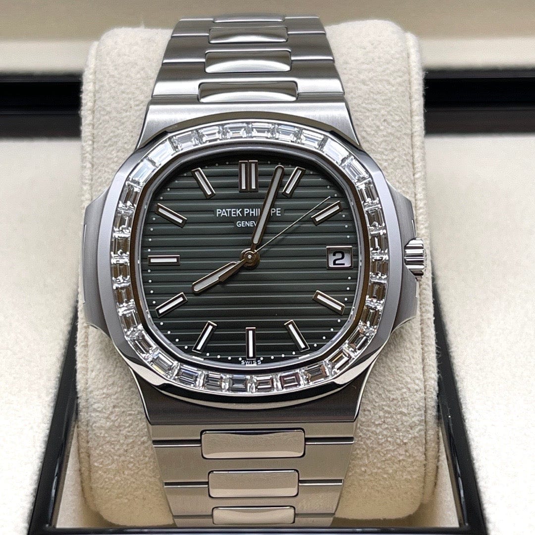 Patek Philippe Nautilus 5711/1300A Stainless Steel Green Dial Diamond Bezel
