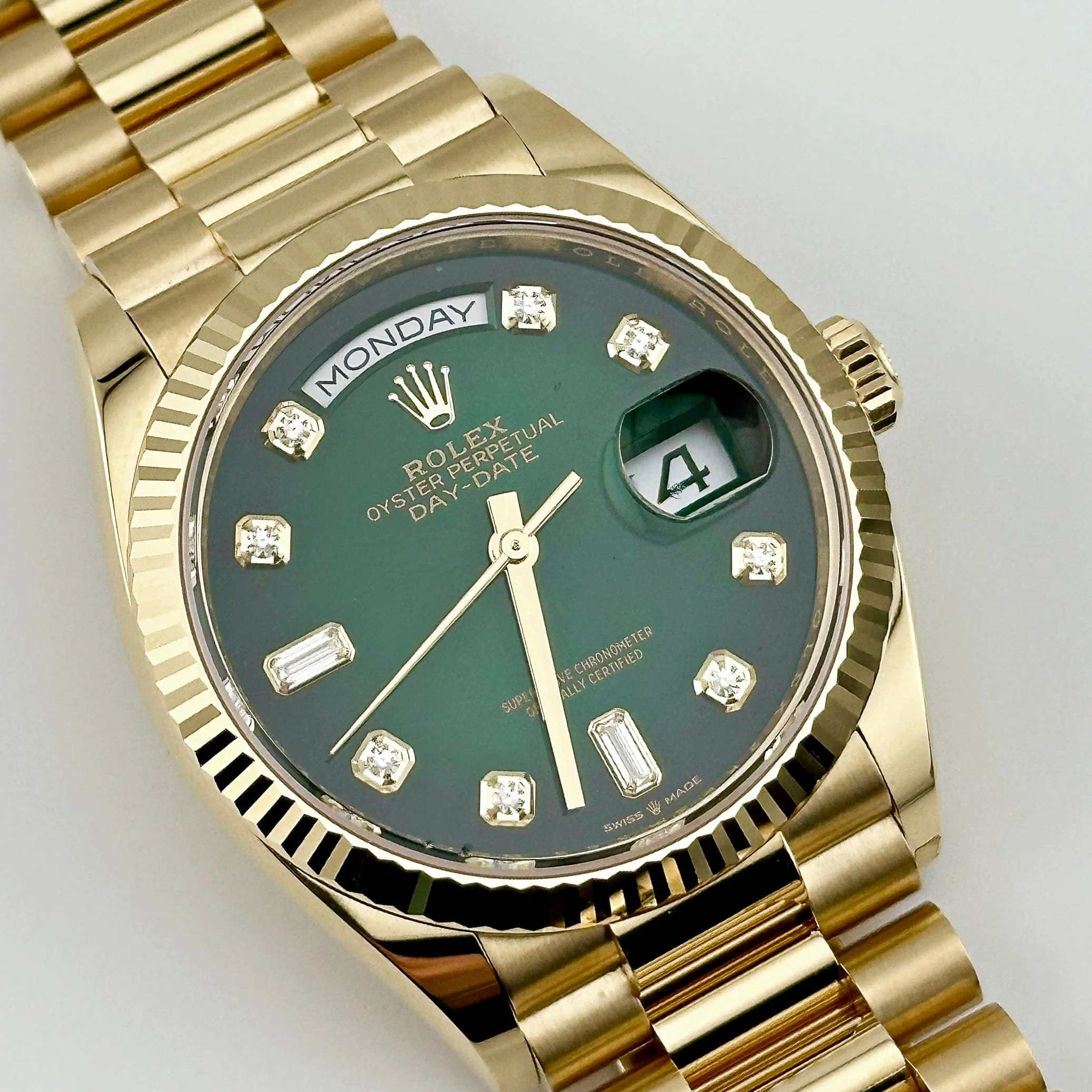 Rolex Day-Date 36 128238 Yellow Gold Green Diamond Dial (2024)