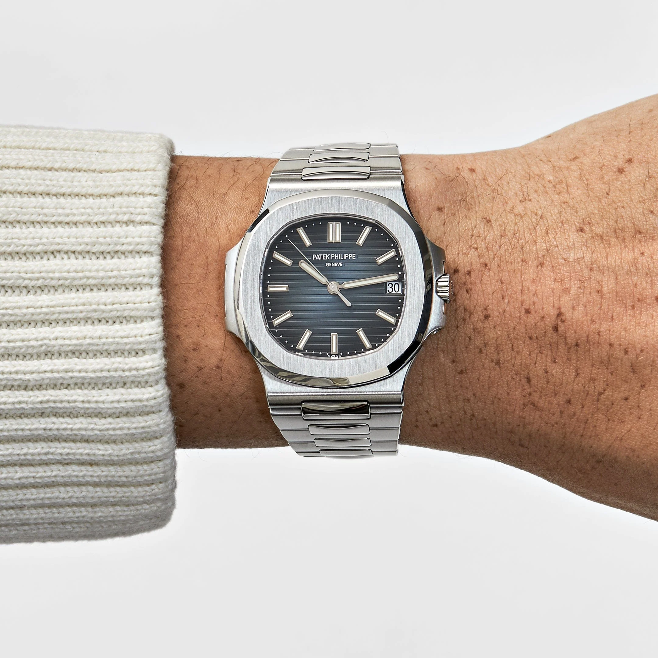 Patek Philippe Nautilus 5711/1A-010 Stainless Steel Blue Dial (2019)