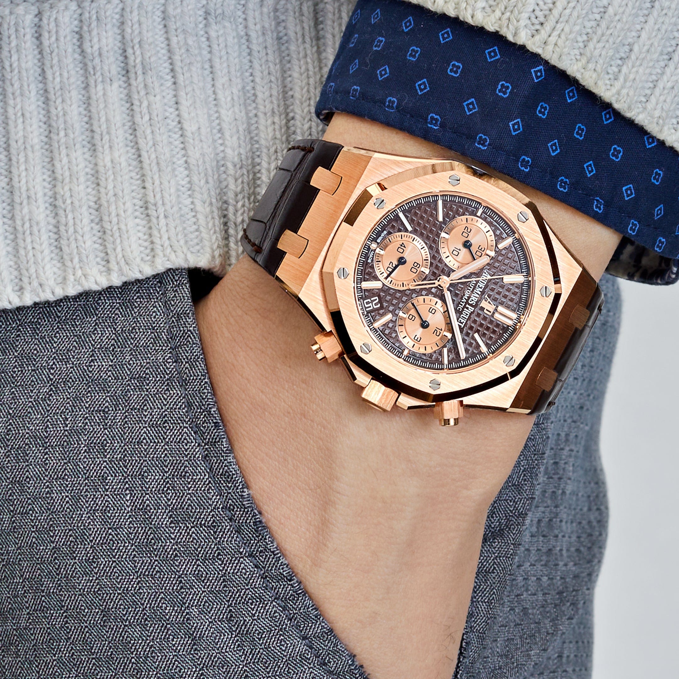 Audemars Piguet Royal Oak Selfwinding Chronograph Rose Gold Brown Dial 26239OR.OO.D821CR.01