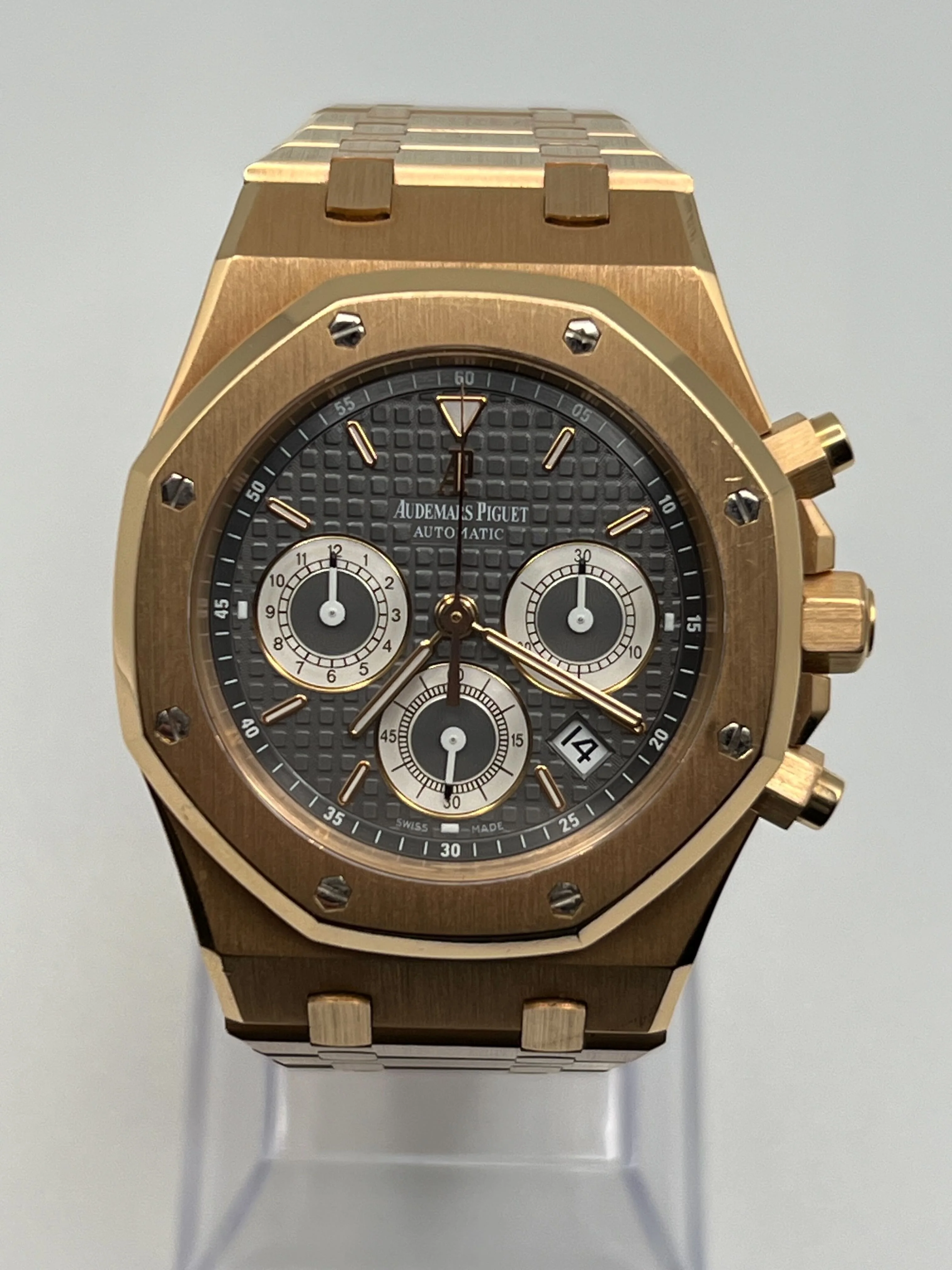 Audemars Piguet Royal Oak 26022OR.OO.D098CR.02 Chronograph Rose Gold Grey Dial